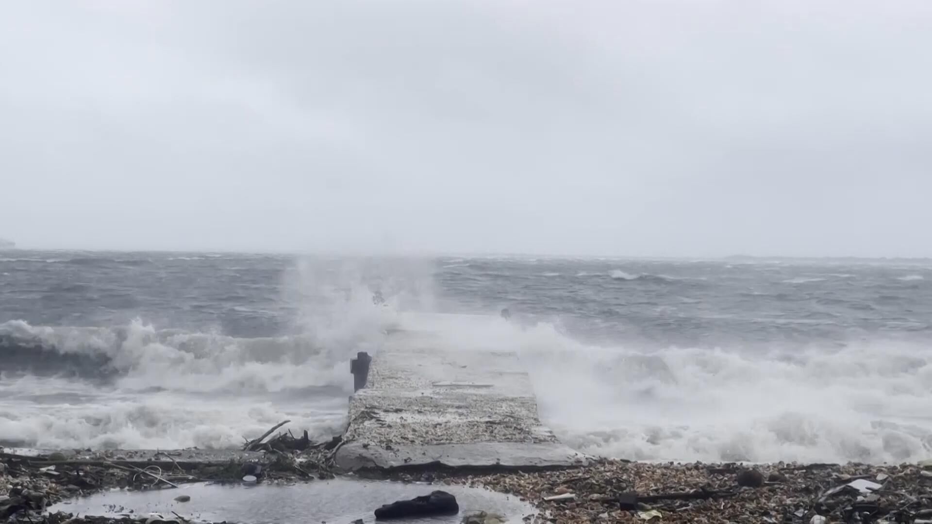 Jamaica braces for catastrophic winds and flooding as Hurricane Melissa approaches